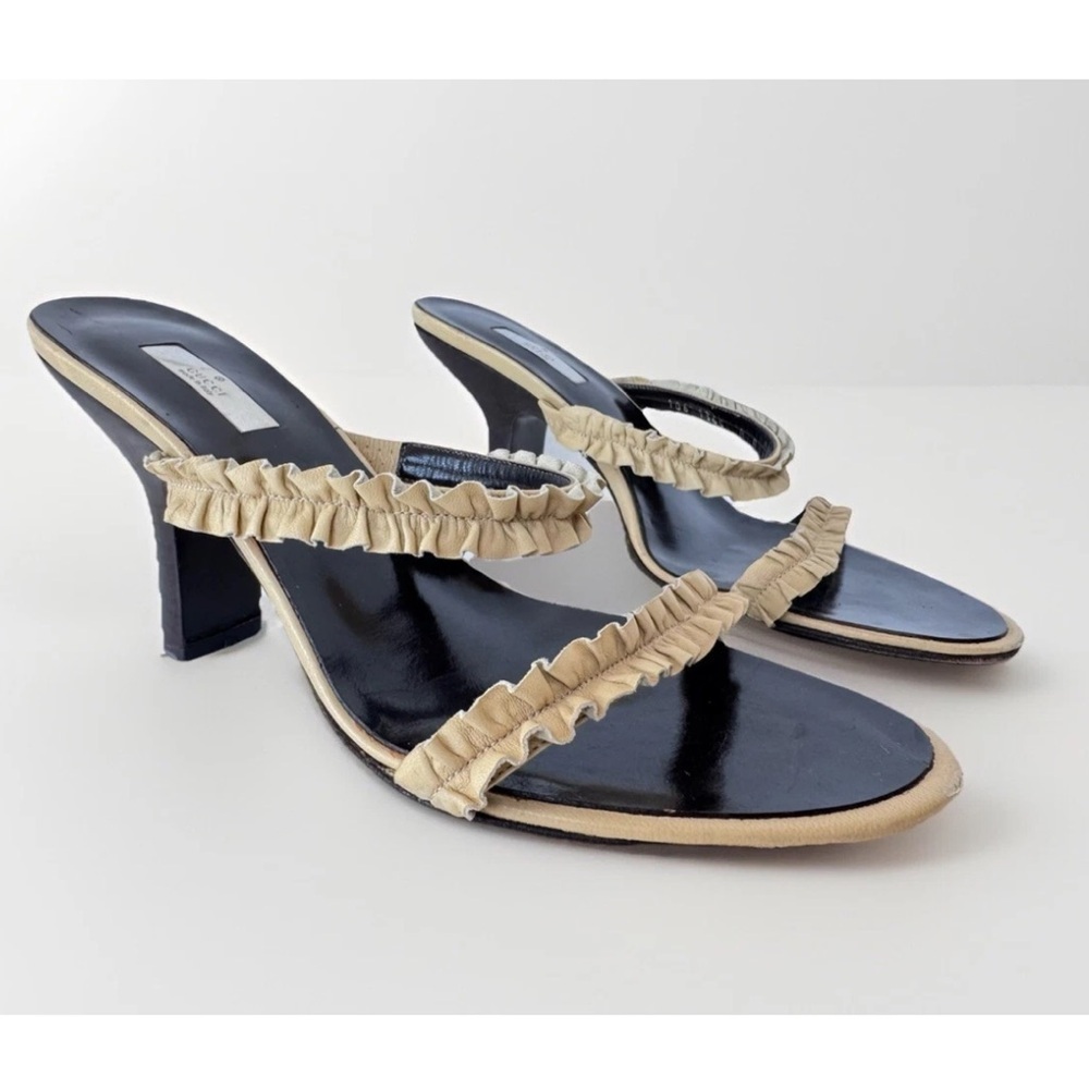 GUCCI Beige Cream Leather Ruffle Straps High Heel Sandals Women’s Size 8